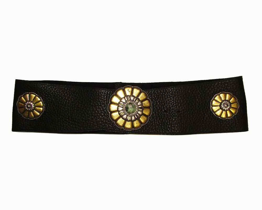 *Wide Flower Concho Contour Belt